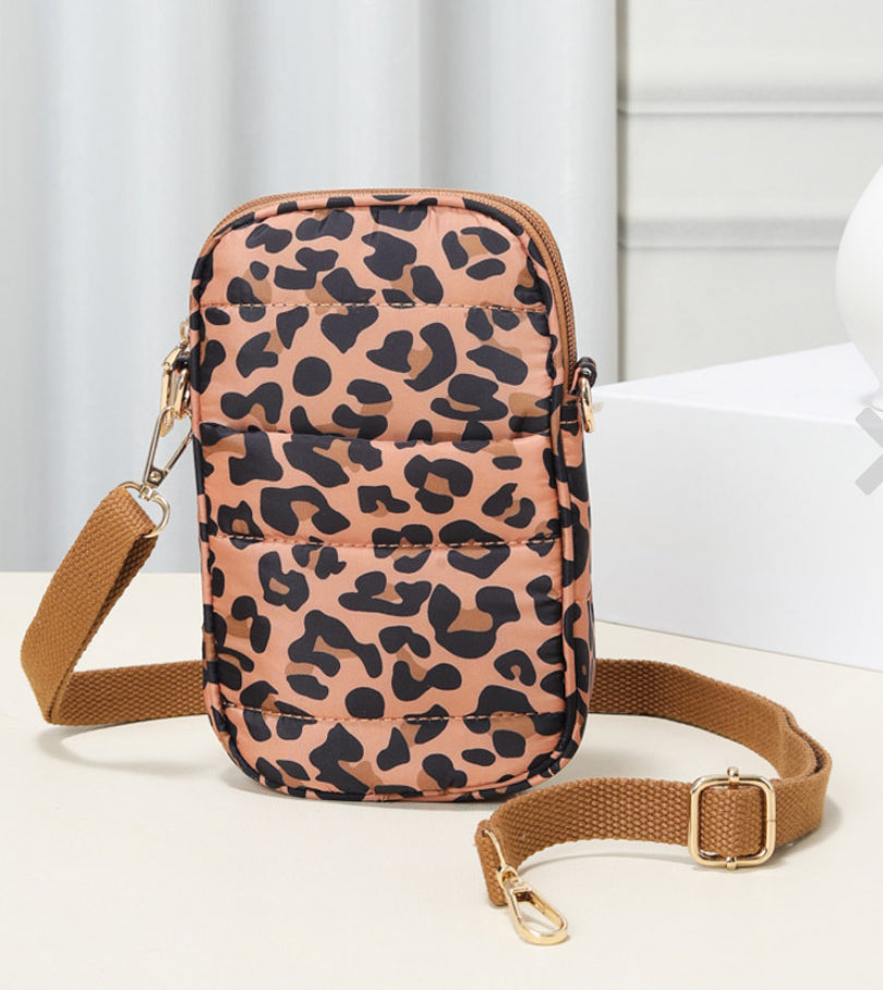 Leopard puffer Bag