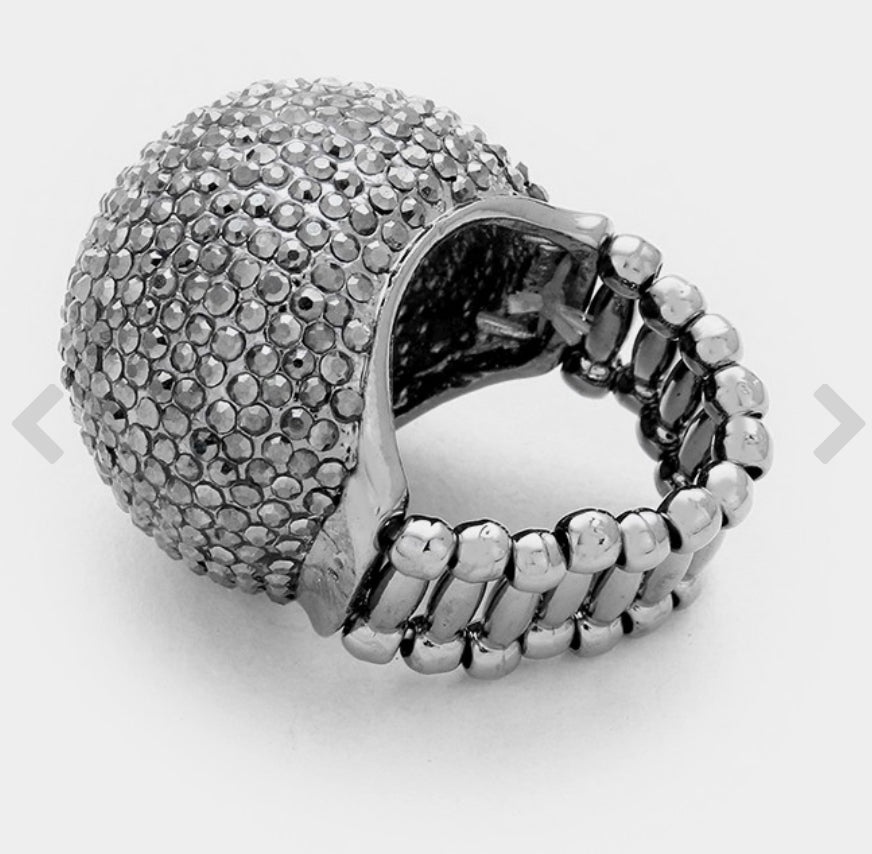 Snow Ball Stretch Ring